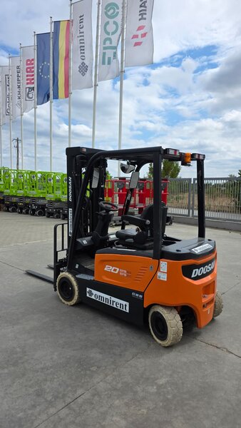 Electrostivuitor Doosan B20X-7 Plus 2to 4.75m triplex SS free lift48V 740Ah